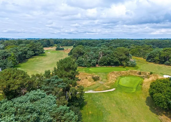 Lodge At Meyrick Park